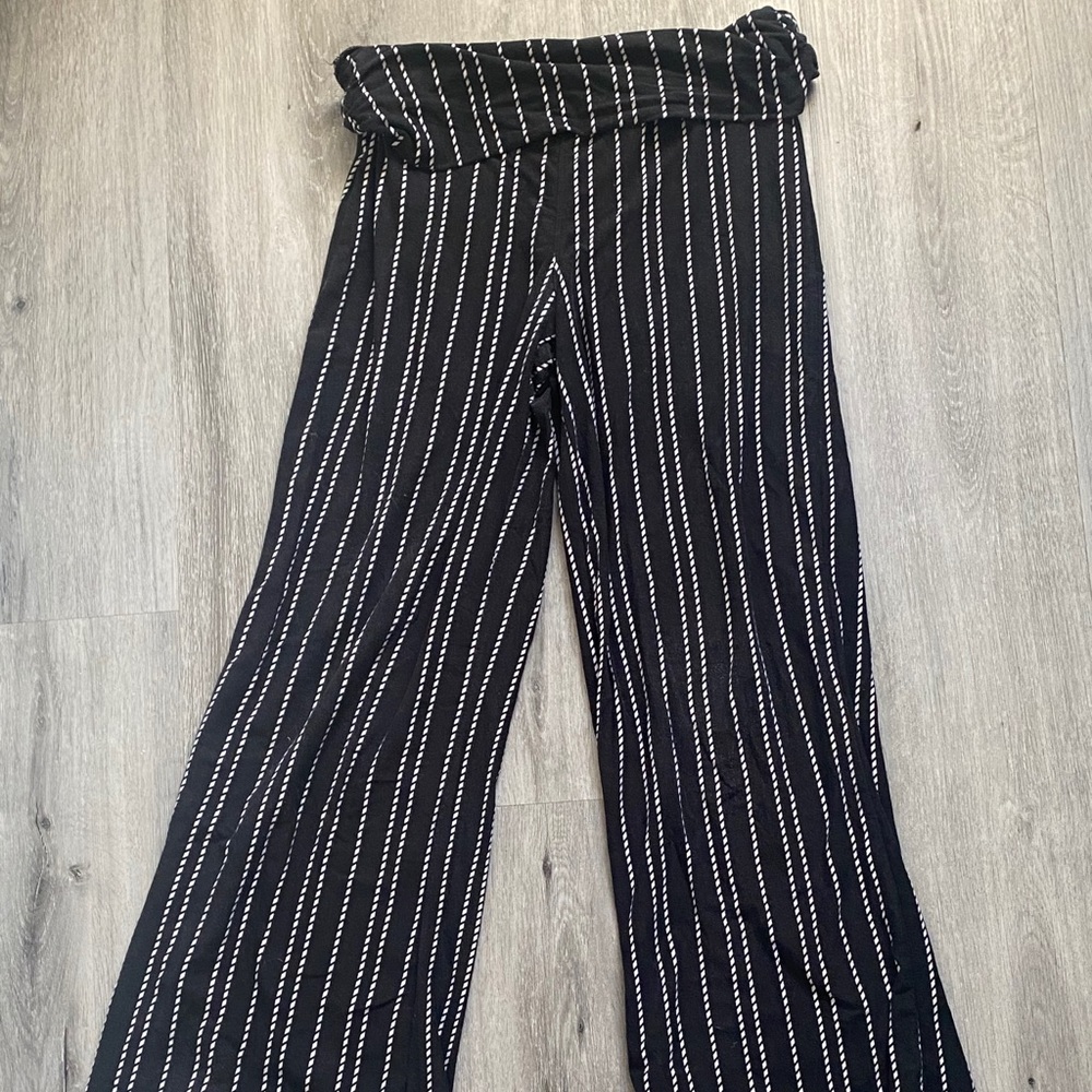 Stretchy Wide Leg Pants